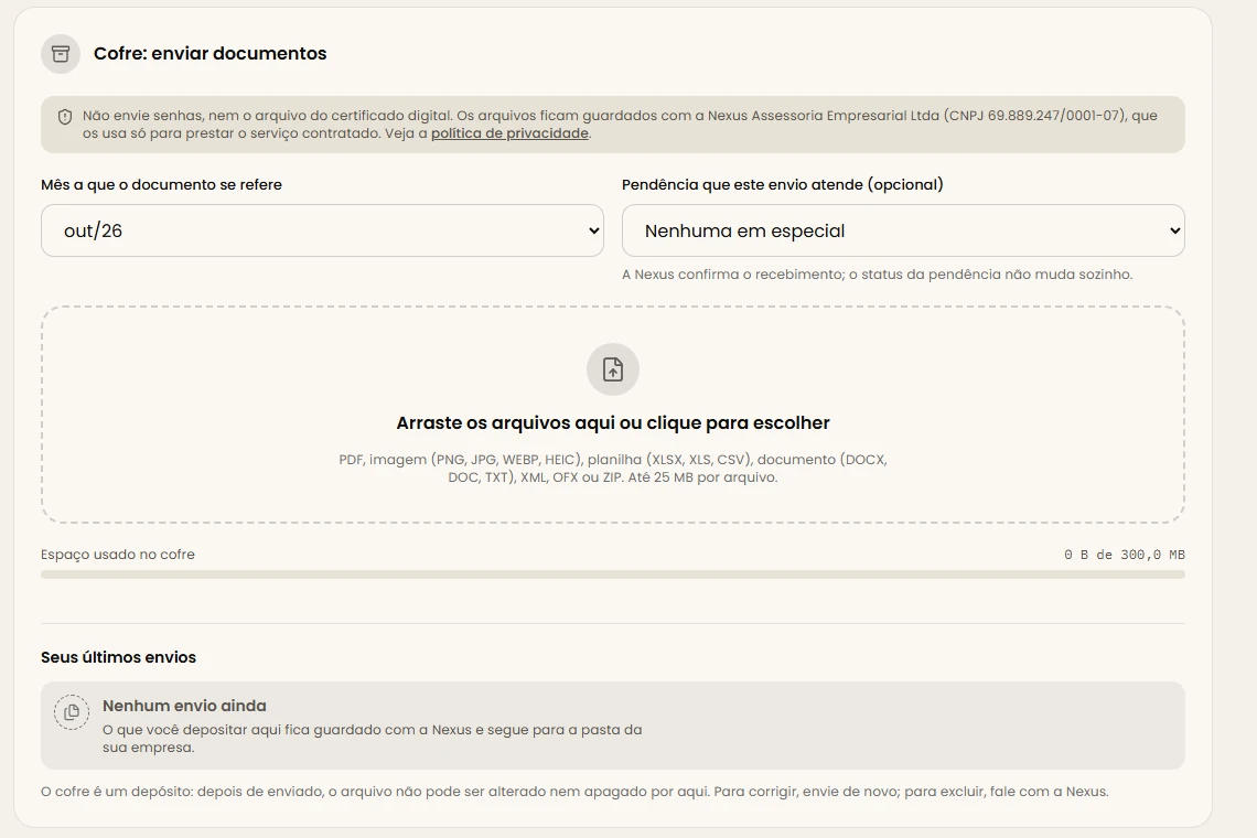 Tela Documentos do portal: cofre para enviar arquivos, com área de arrastar e soltar e limite de espaço